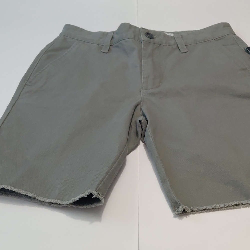 RVCA Men's Casual Cutoff Chino  Shorts in Olive Green Size 28